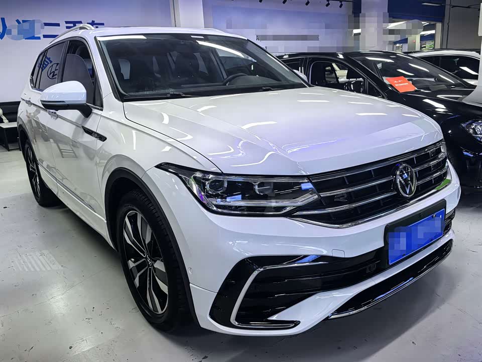 Volkswagen Tiguan L