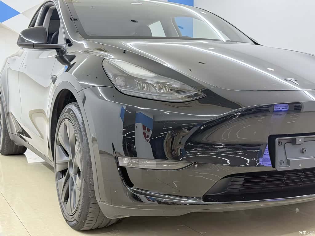 Tesla Model Y, 2024 2