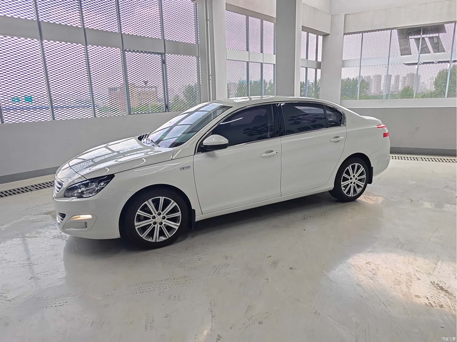Peugeot 408, 2016 1
