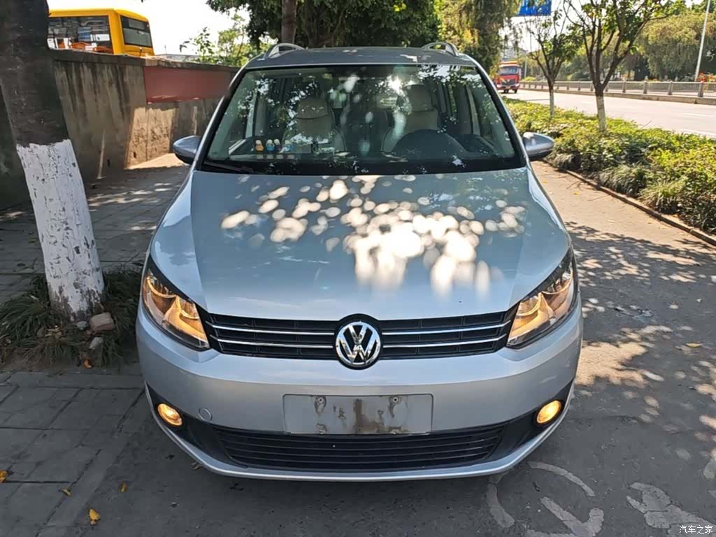 Volkswagen 5, 2014 3