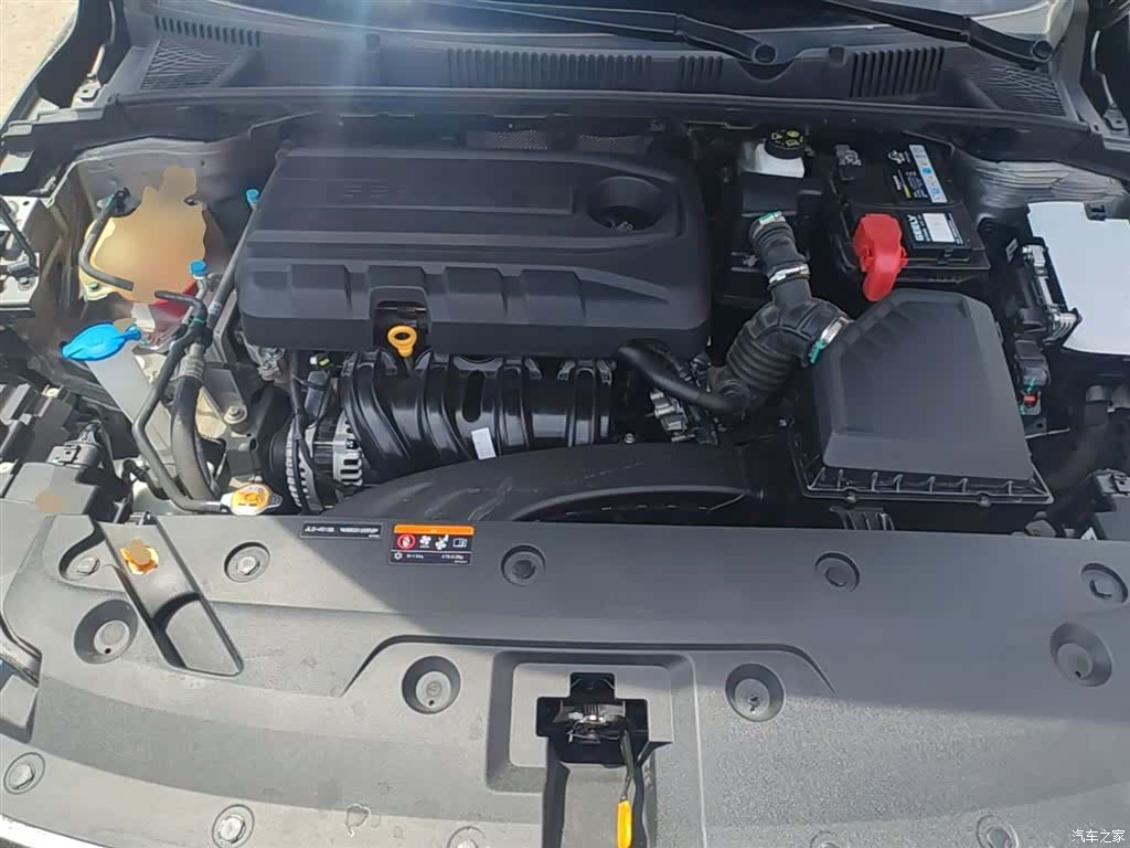 Geely Emgrand, 2023 20