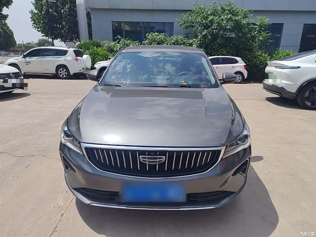 Geely Emgrand, 2023 3