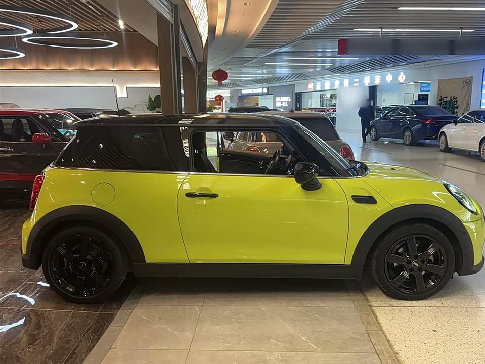 MINI MINI