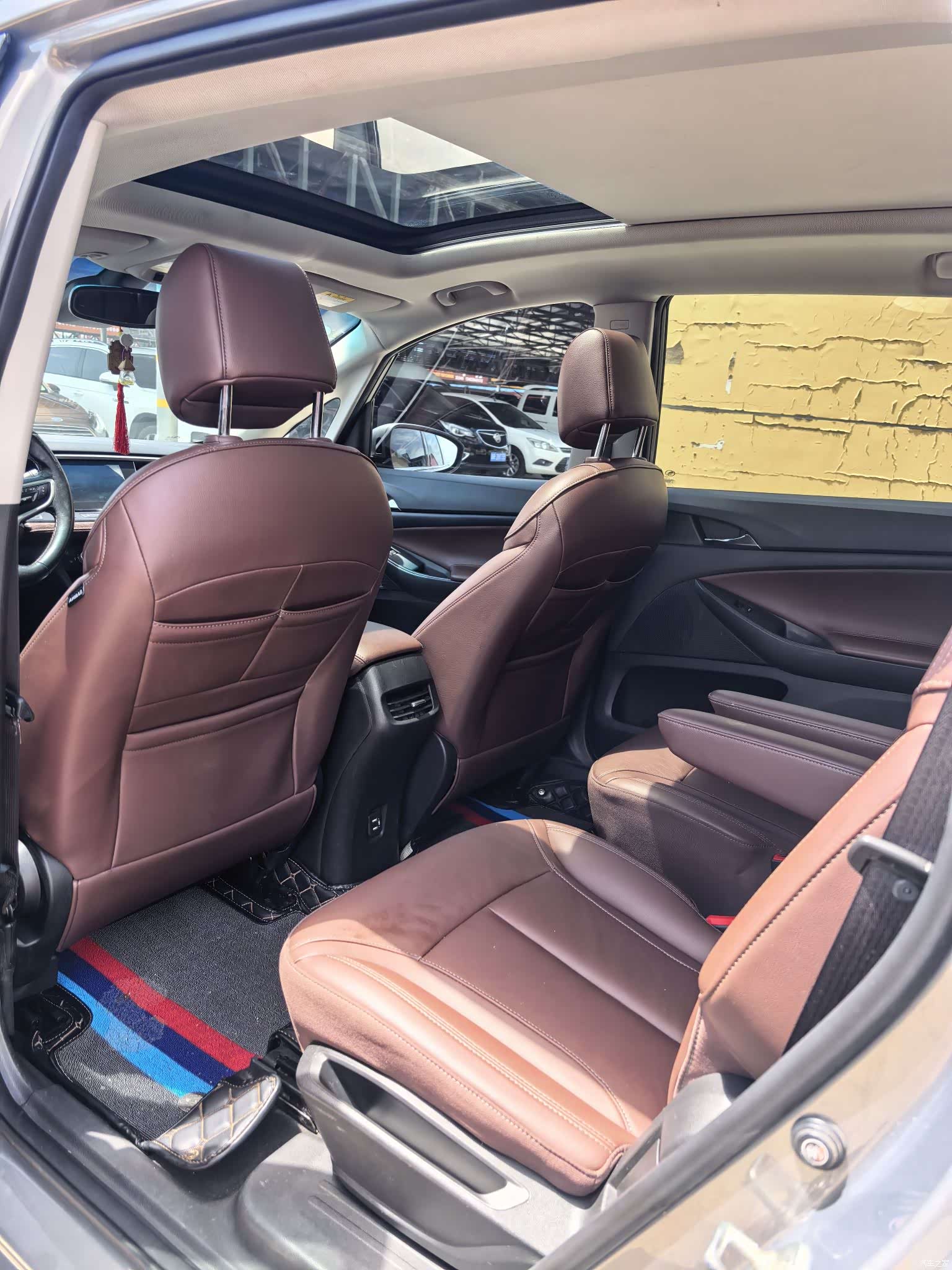 Buick GL6, 2018 8