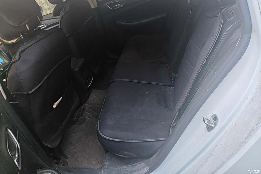 Roewe i5, 2019 11