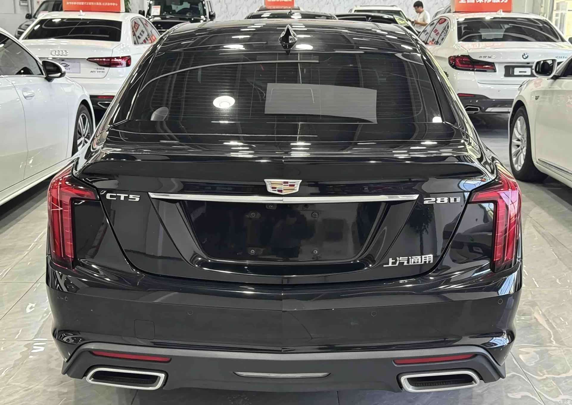 Cadillac CT5, 2023 все фото