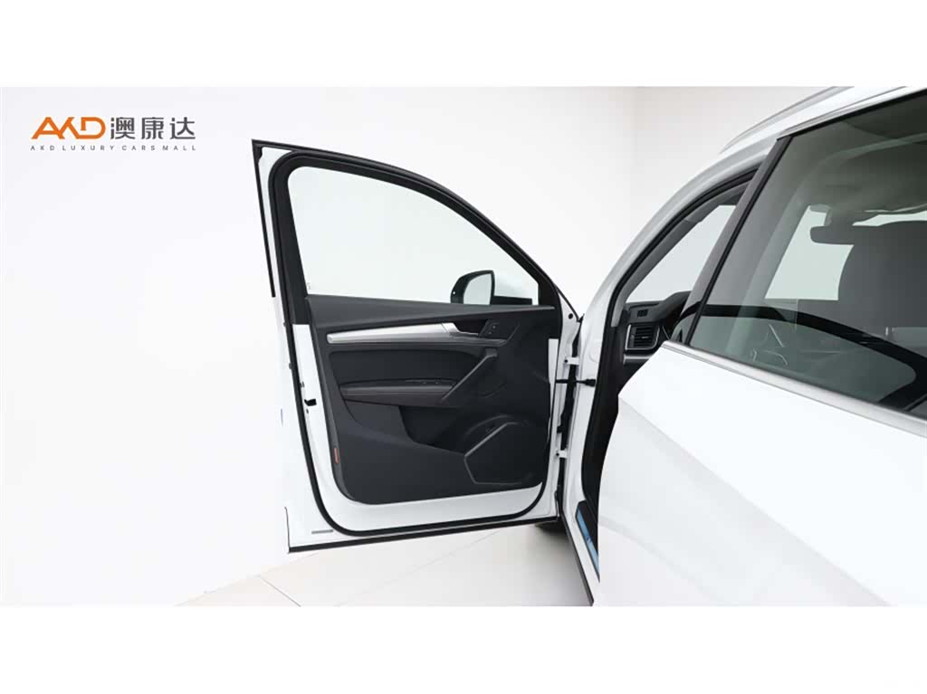 Audi Q5L, 2019 10