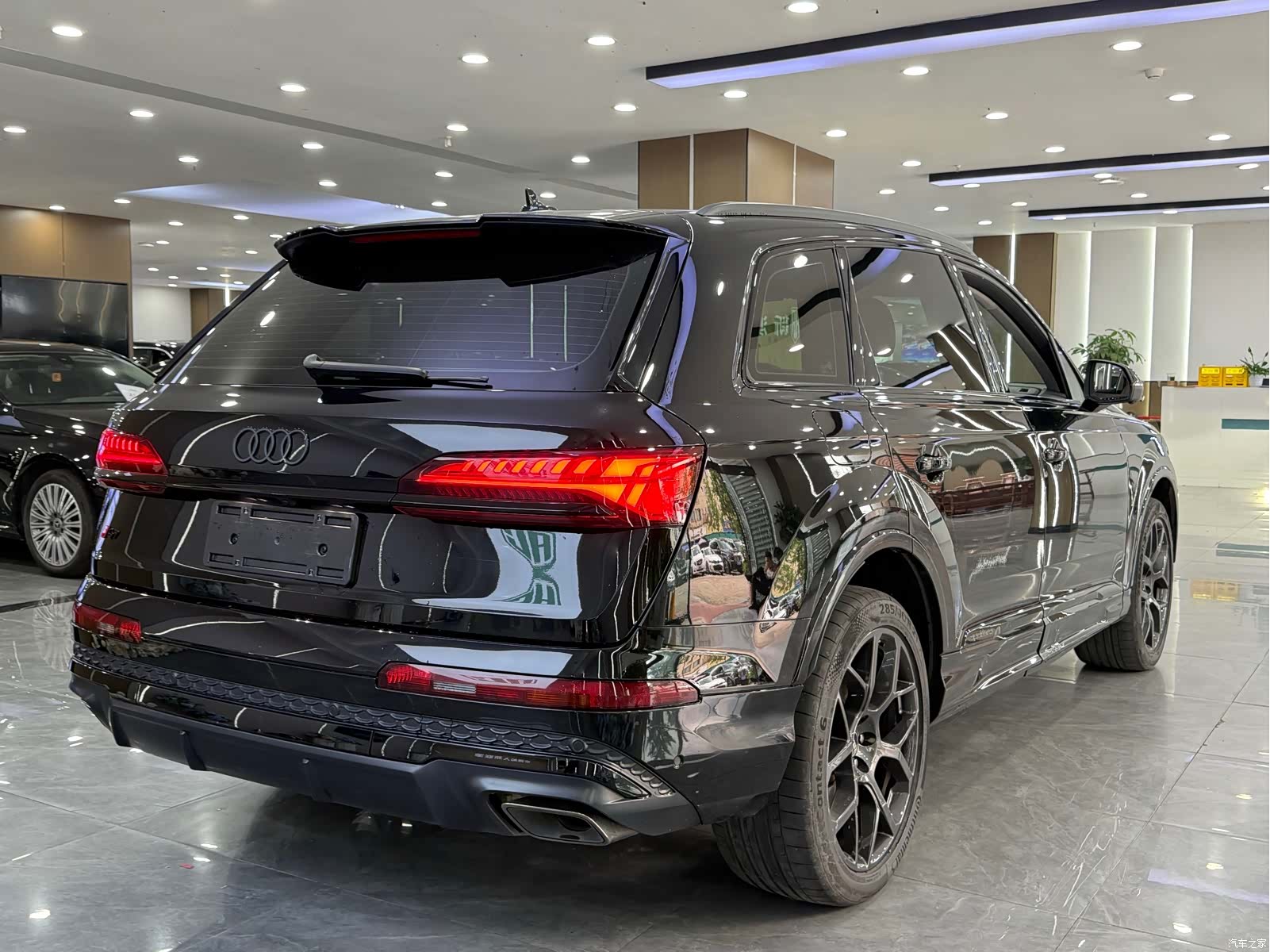Audi Q7, 2024 11