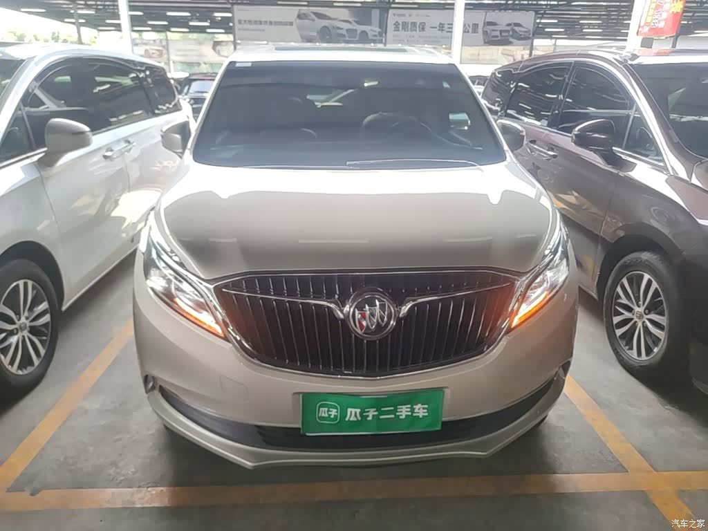 Buick GL8, 2018 3