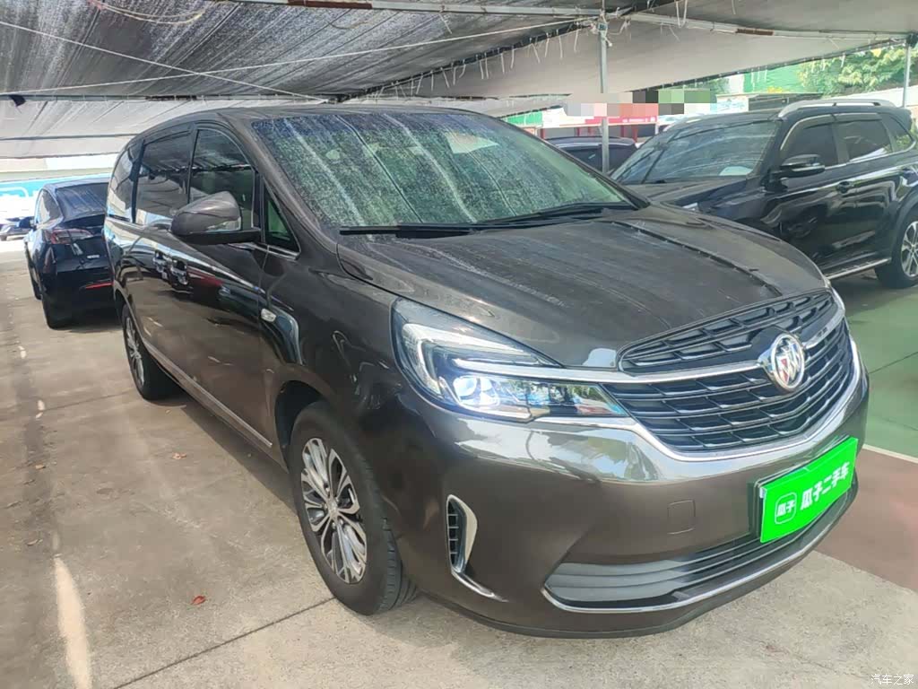 Buick GL8, 2022 4