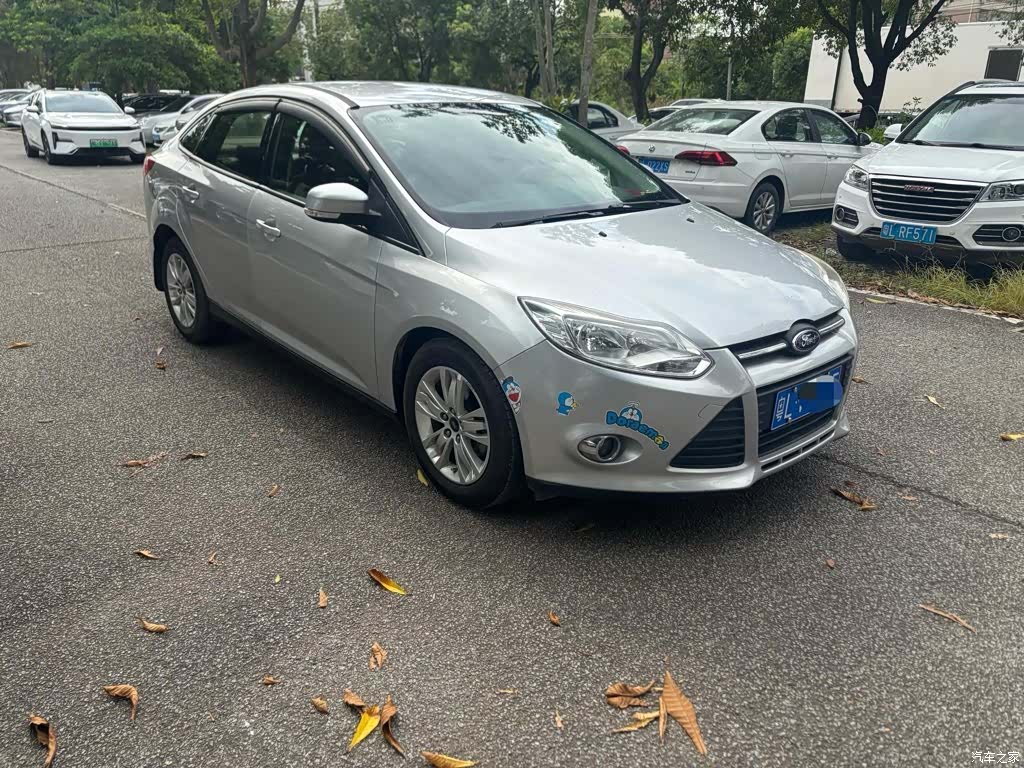Ford Focus, 2014 3