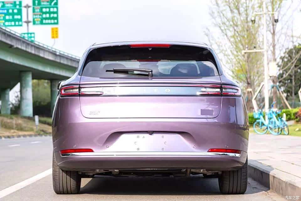 AITO M5, 2025 8