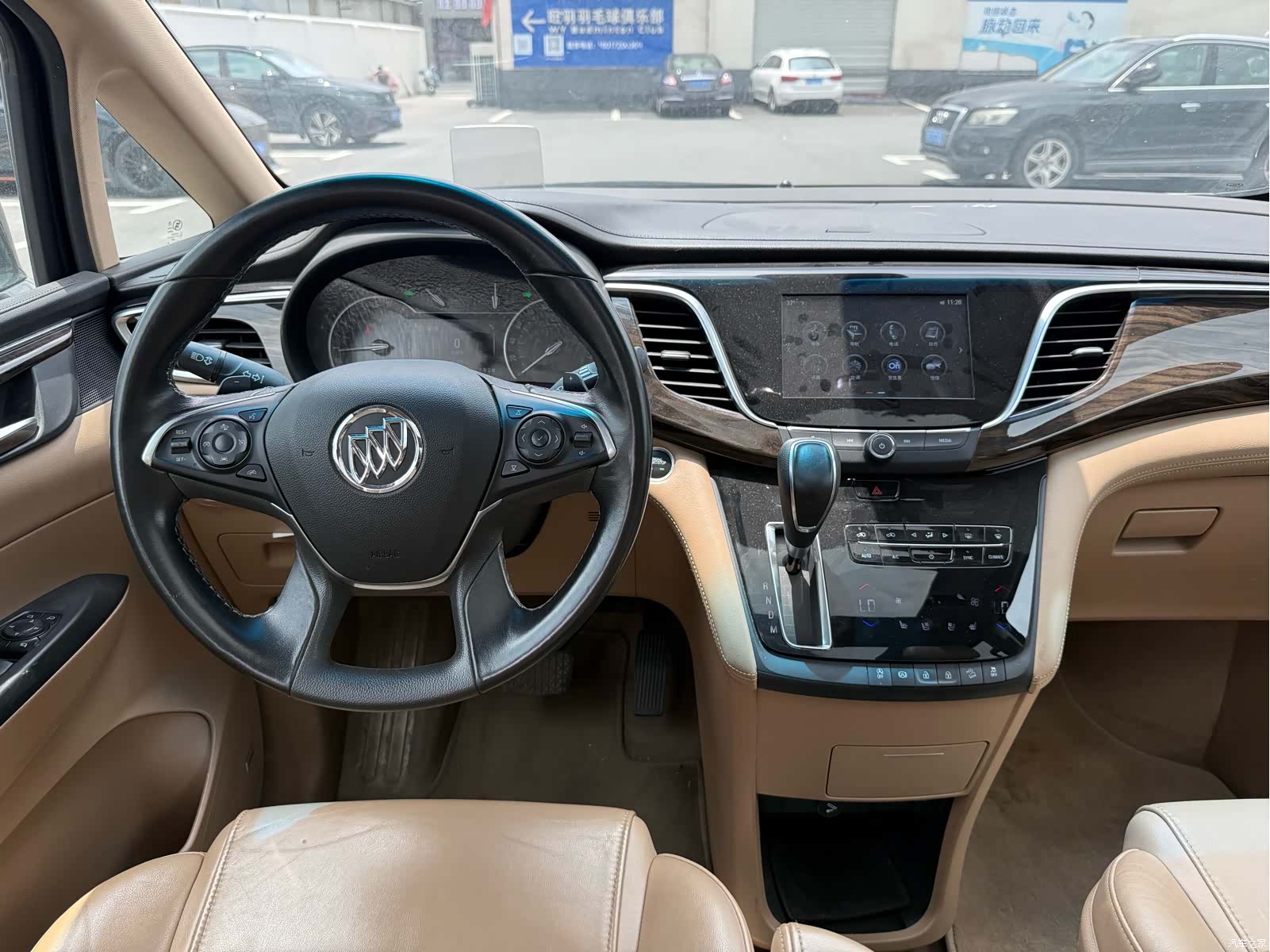 Buick GL8, 2017 7