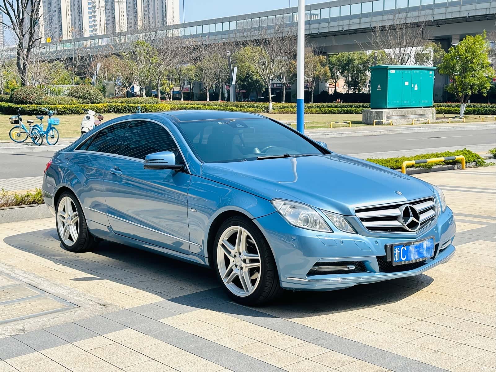 Mercedes-Benz E-Class, 2011 18