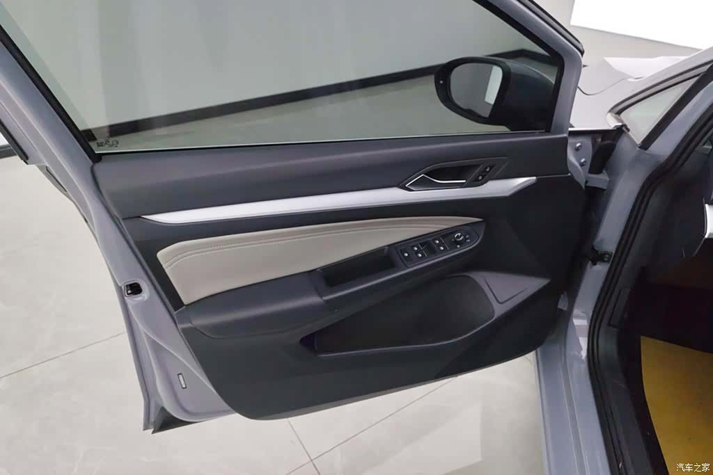 Volkswagen Golf, 2022 7