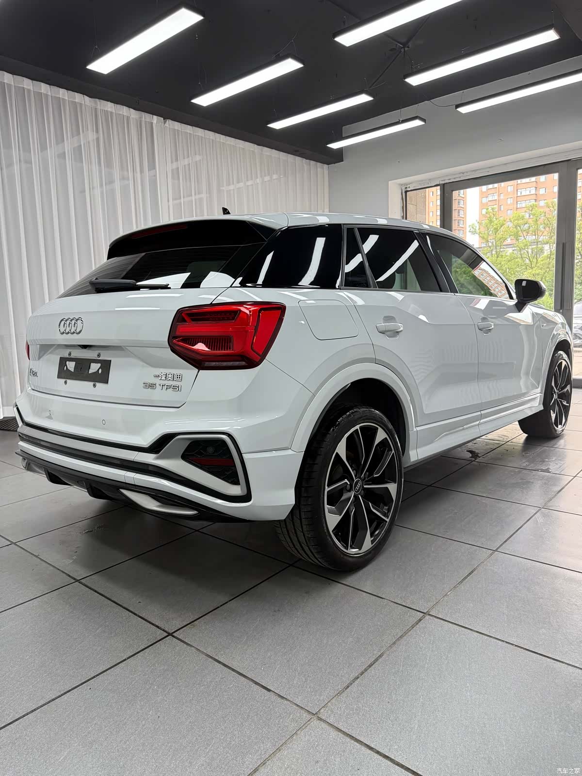 Audi Q2L, 2022 4