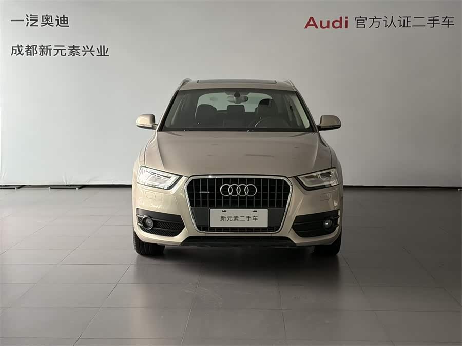 Audi Q3 2013, фото 2