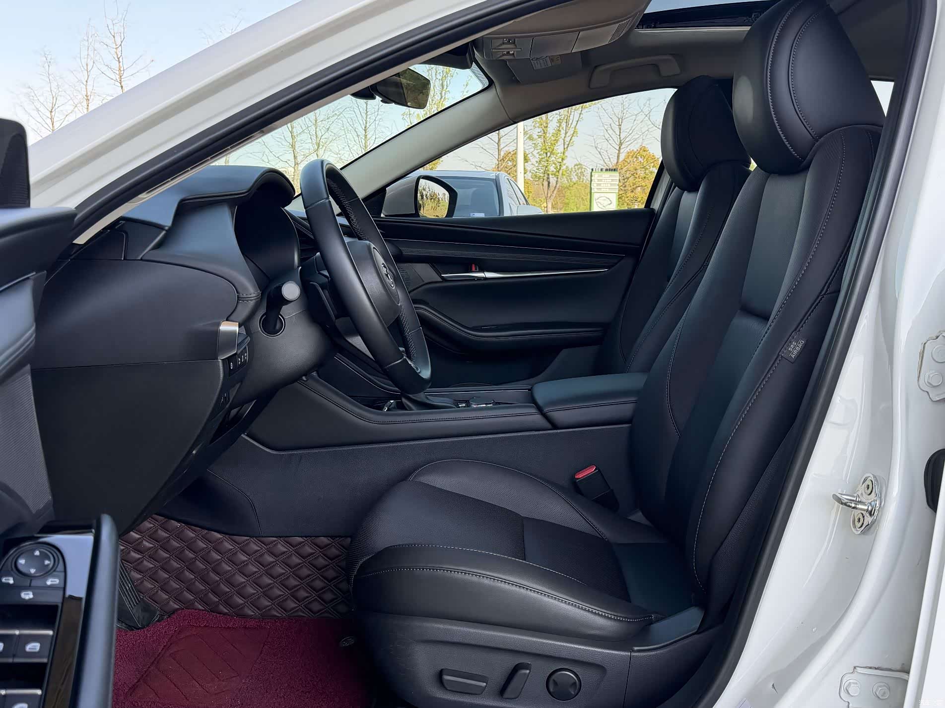 Mazda Mazda3, 2022 все фото
