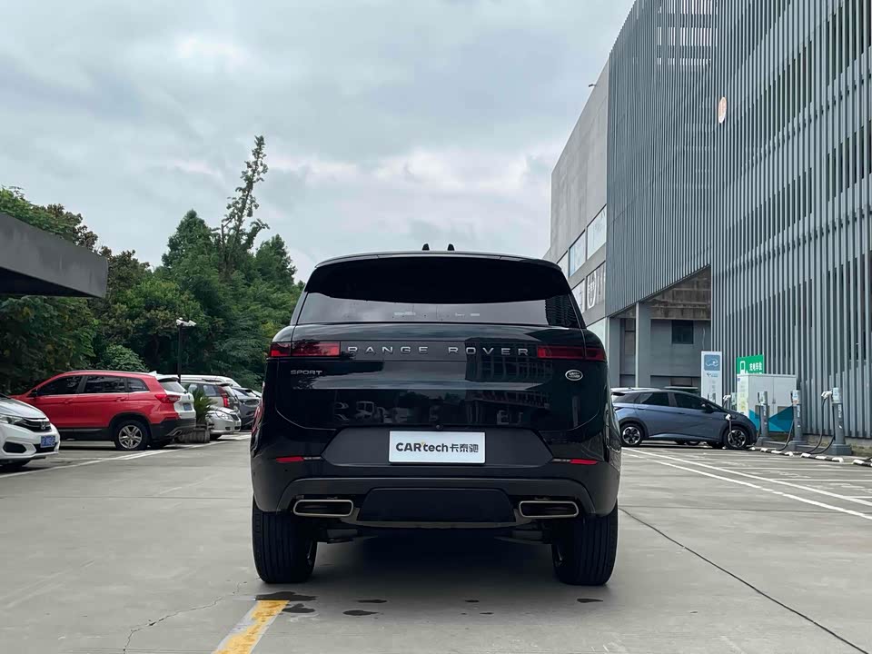 Land Rover Range Rover Sport Land Rover Range Rover Sport