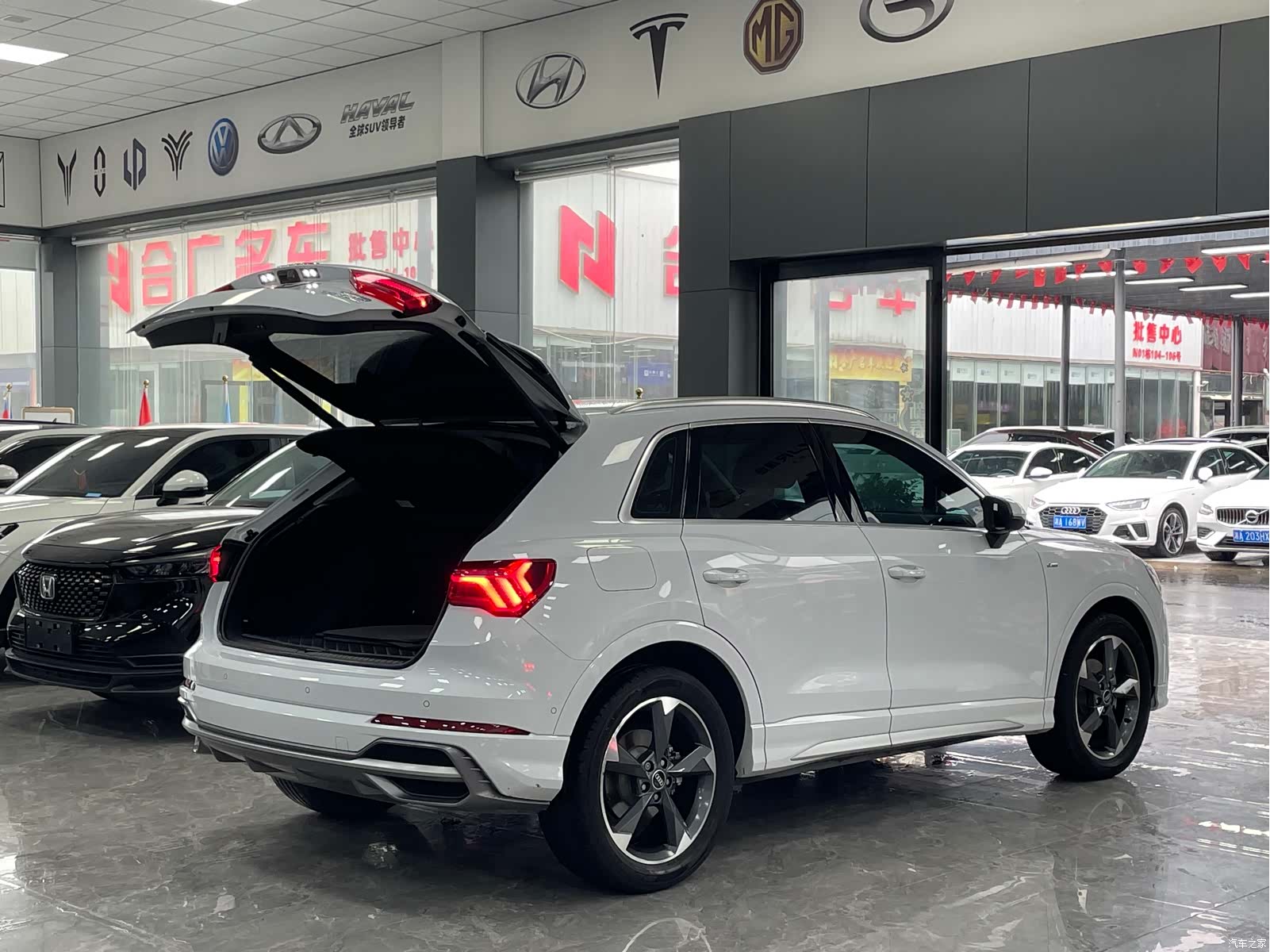Audi Q3, 2022 16