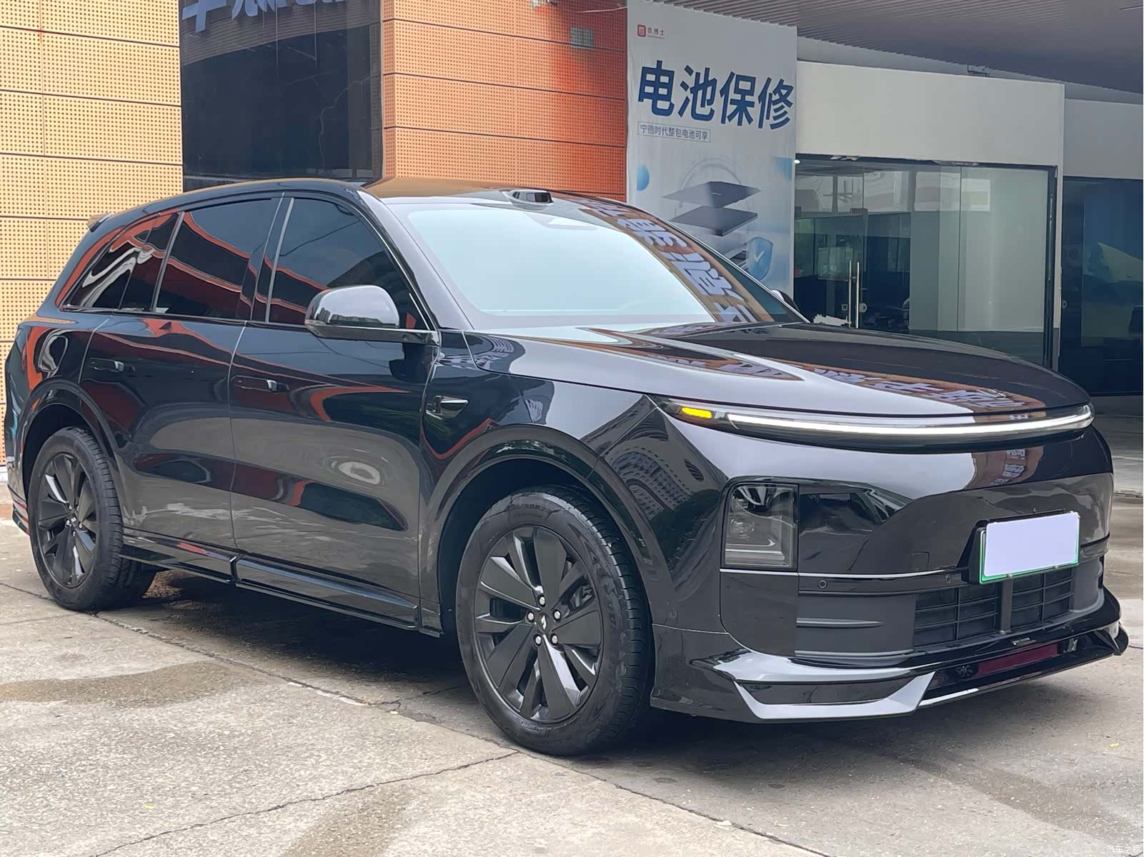 Li Auto L6, 2025 3