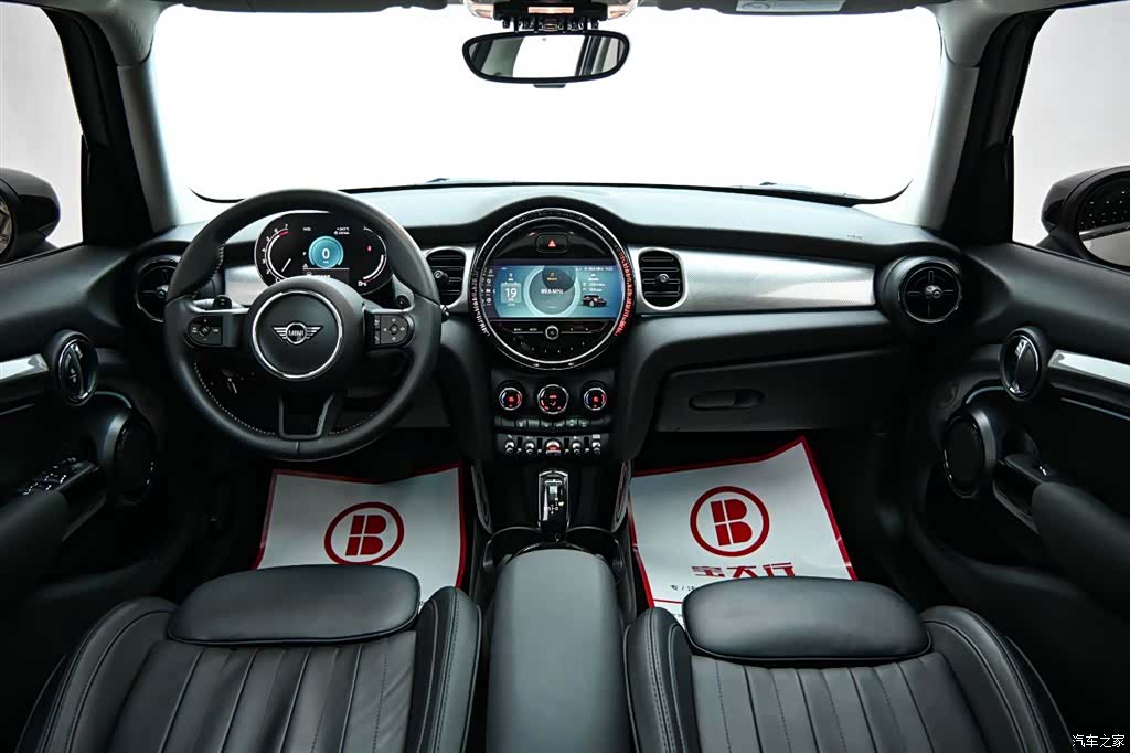 Mini Cooper, 2022 13