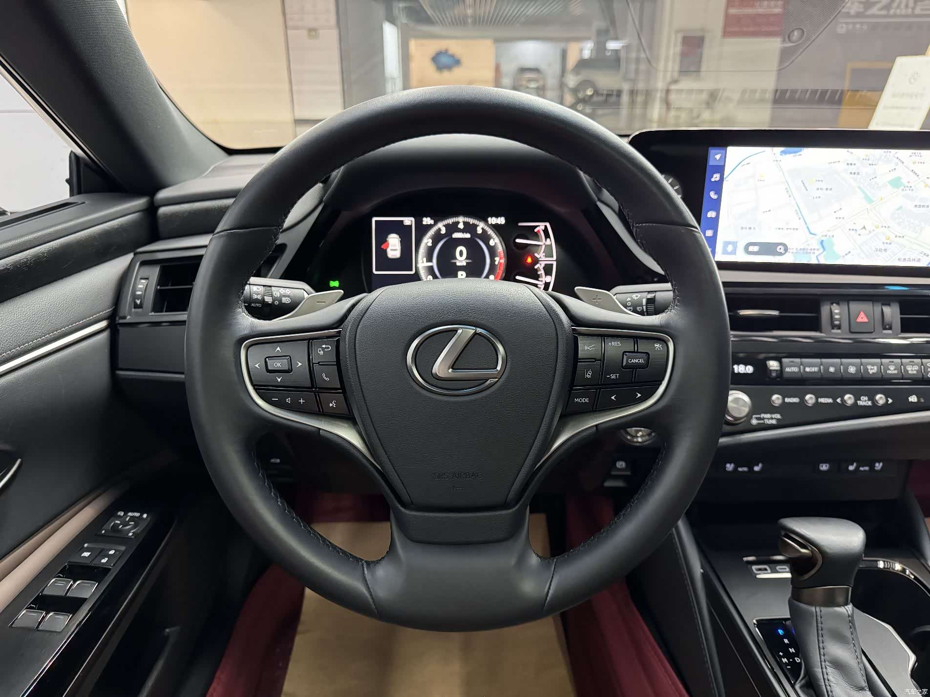 Lexus ES, 2024 13