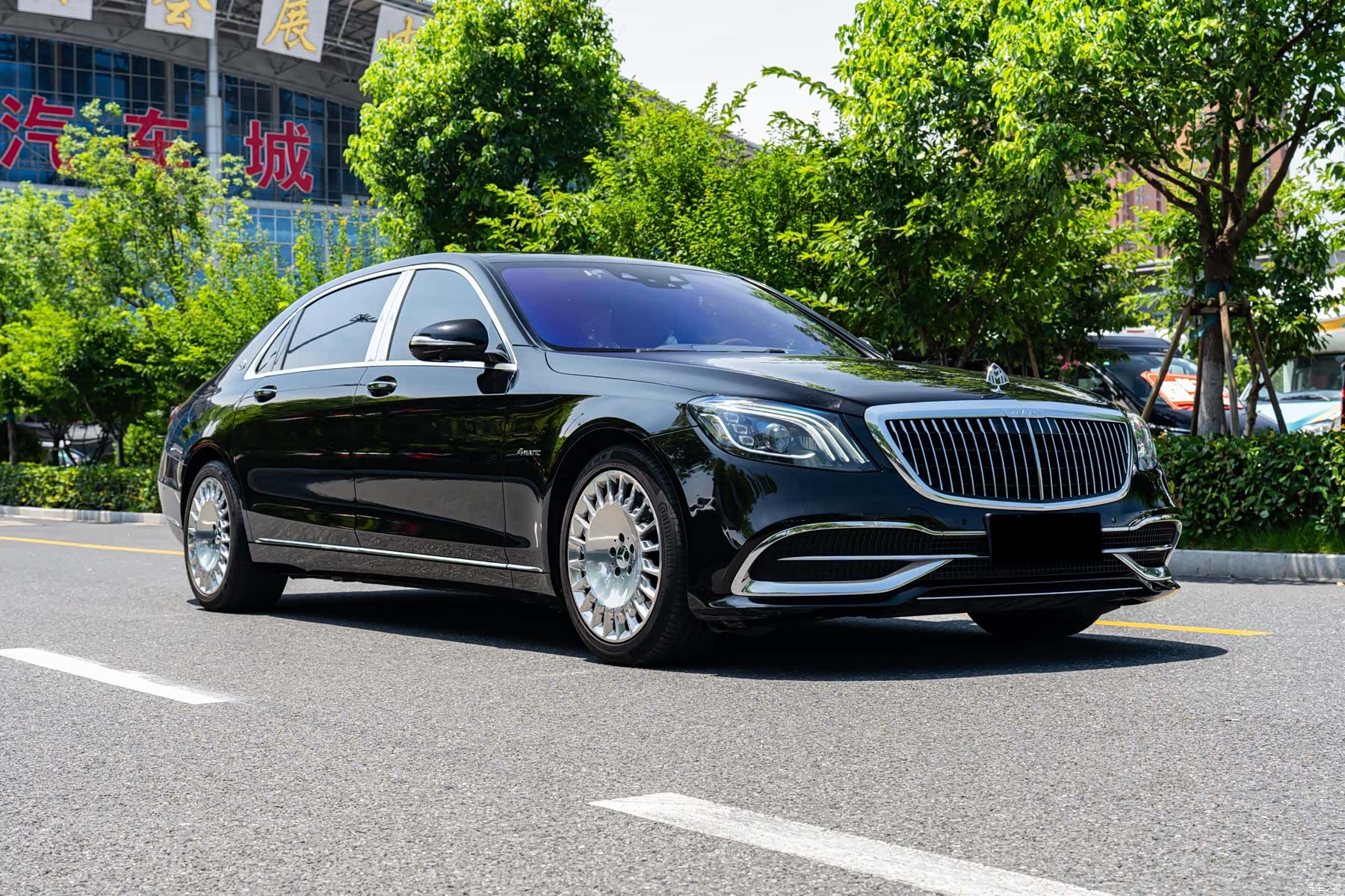 Maybach S-Class, 2020 3