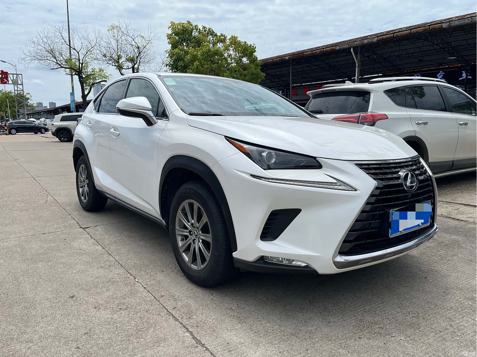 Lexus NX, 2021 3