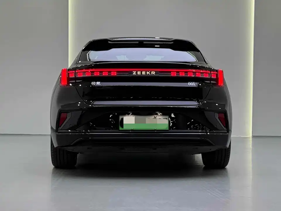 Zeekr 001