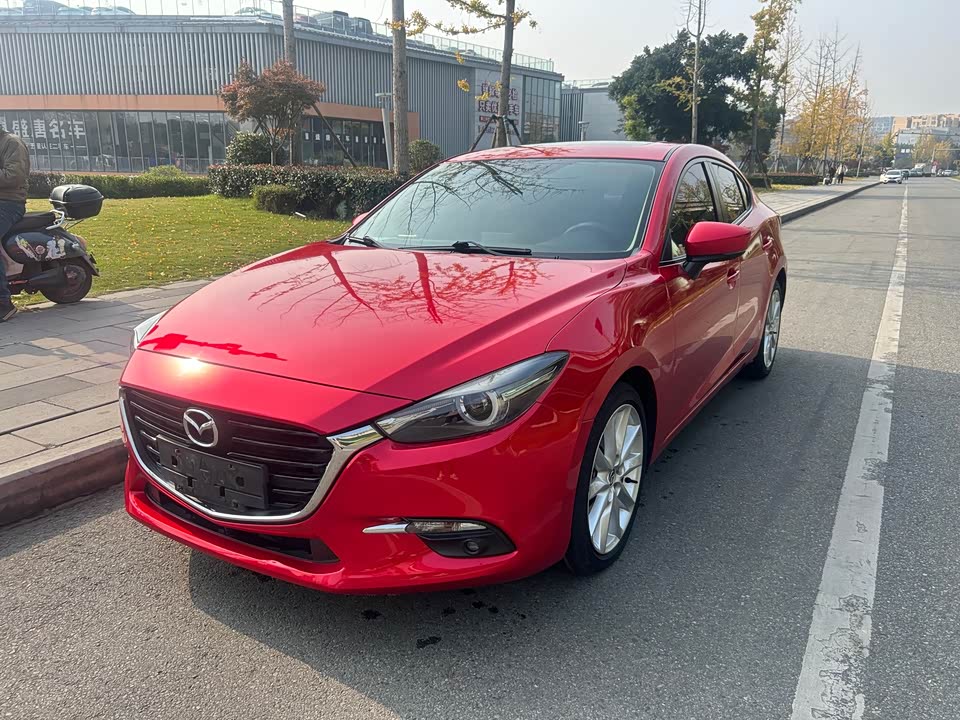 Mazda 3 Angkesaila