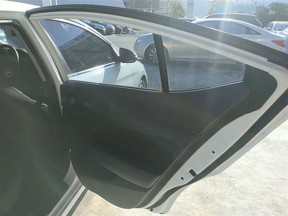 Hyundai Lead