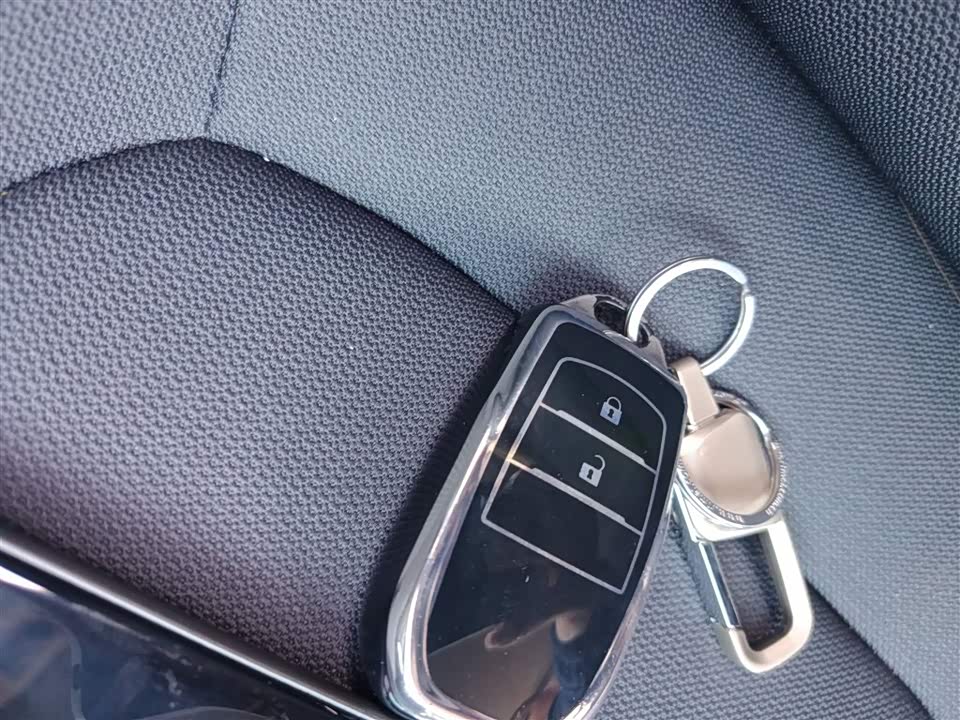 Toyota Corolla Sharp amplifier