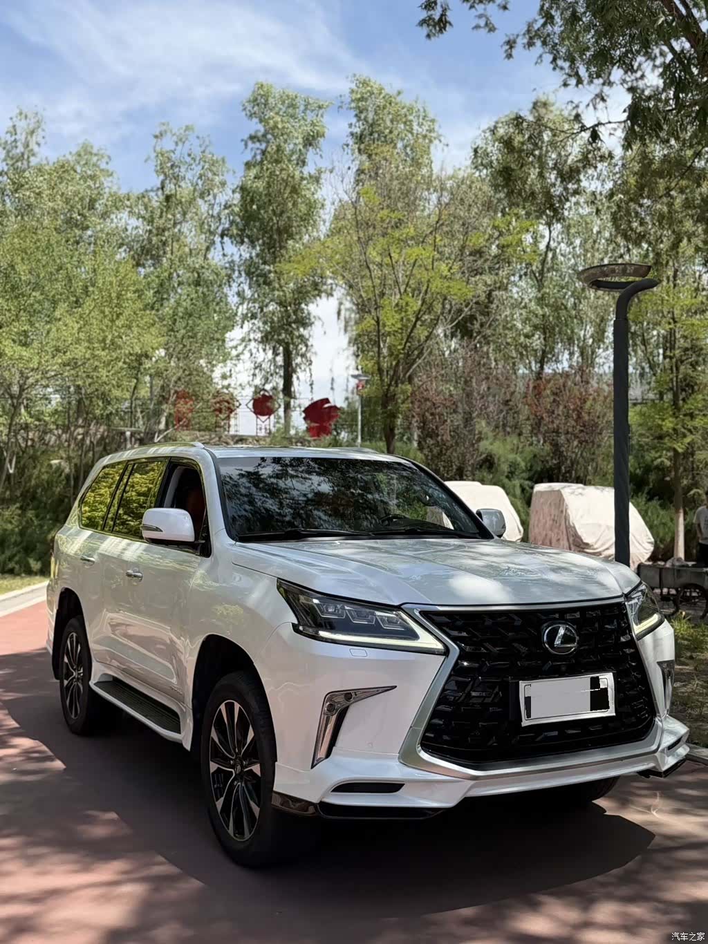 Lexus LX, 2016 2