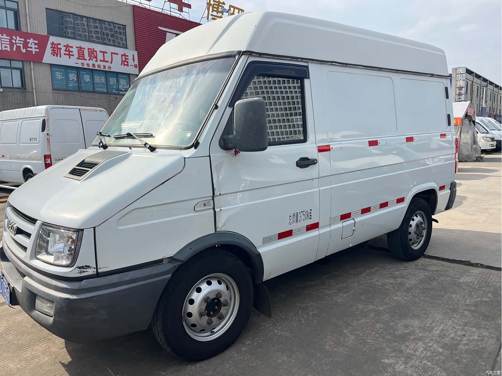 Iveco V35, 2017 3