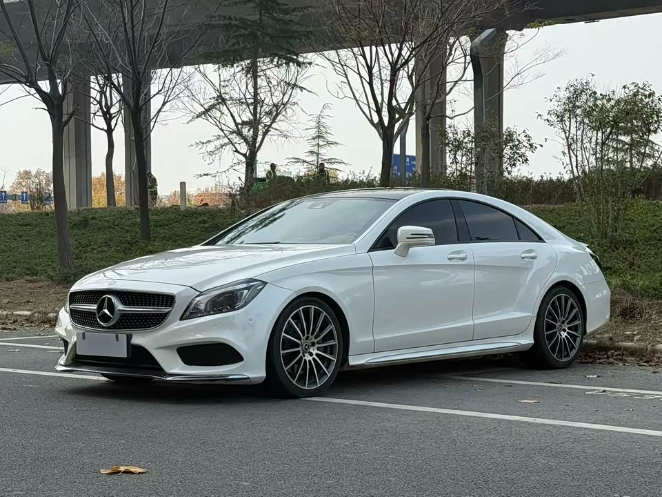 Mercedes-Benz CLS