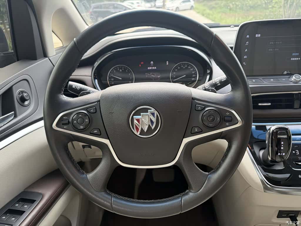 Buick GL8, 2021 3