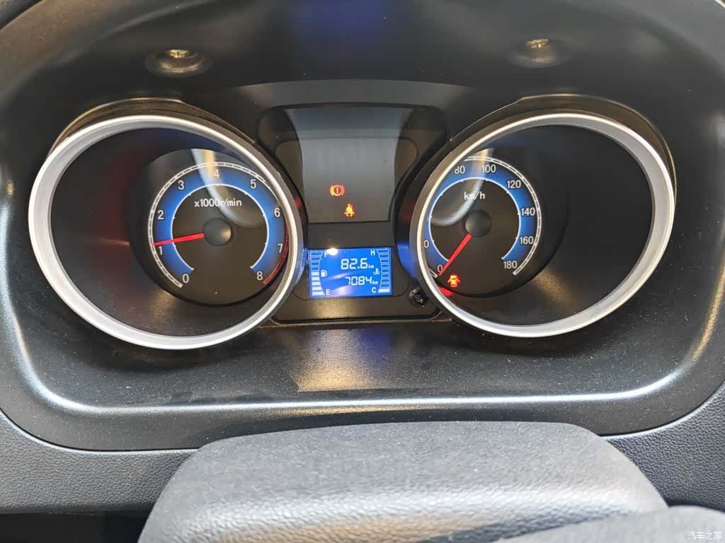 Changan M60, 2021 8