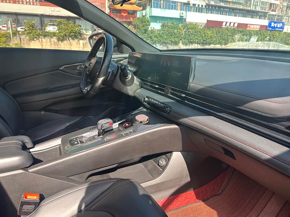 Trumpchi Shadow Leopard