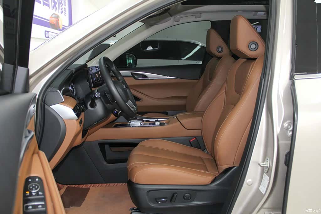 Infiniti QX60, 2026 7