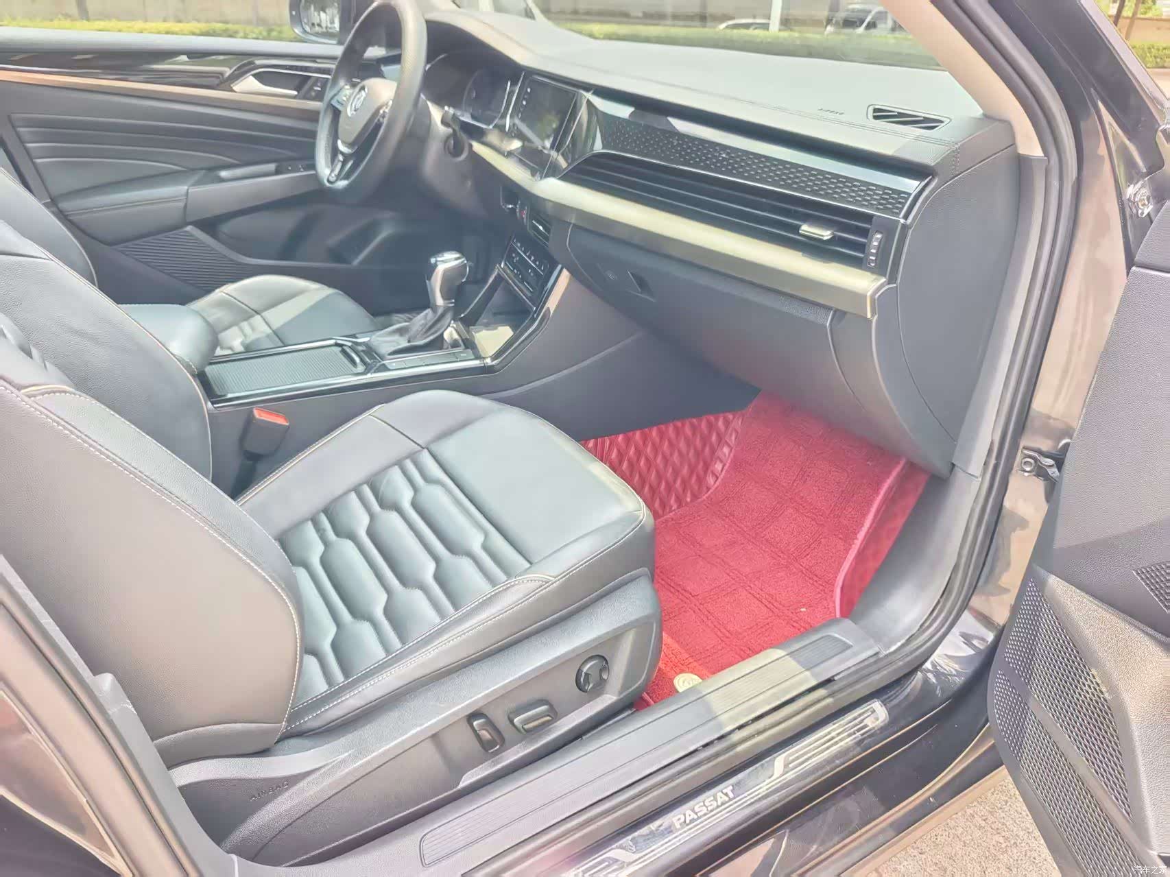 Volkswagen Passat, 2020 все фото