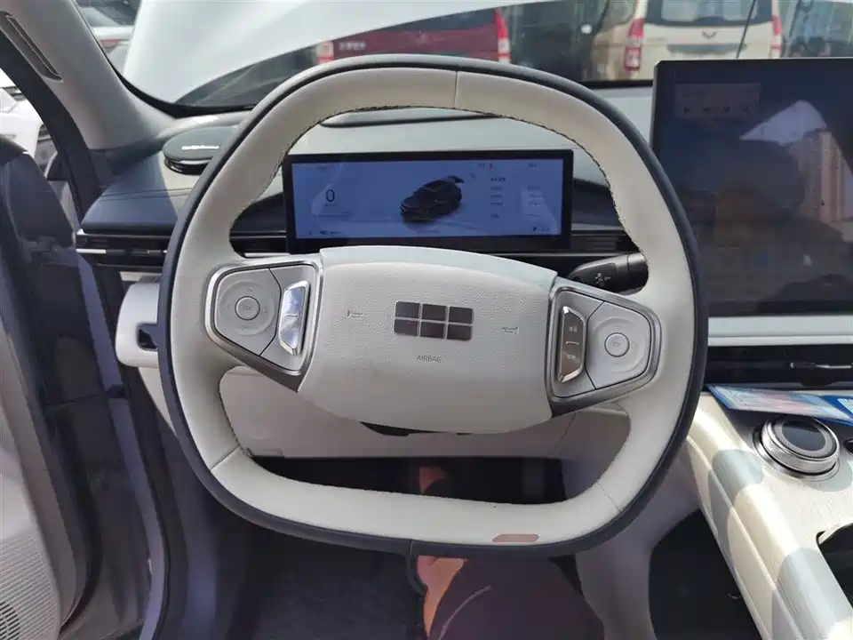 Geely Galaxy Galaxy E5