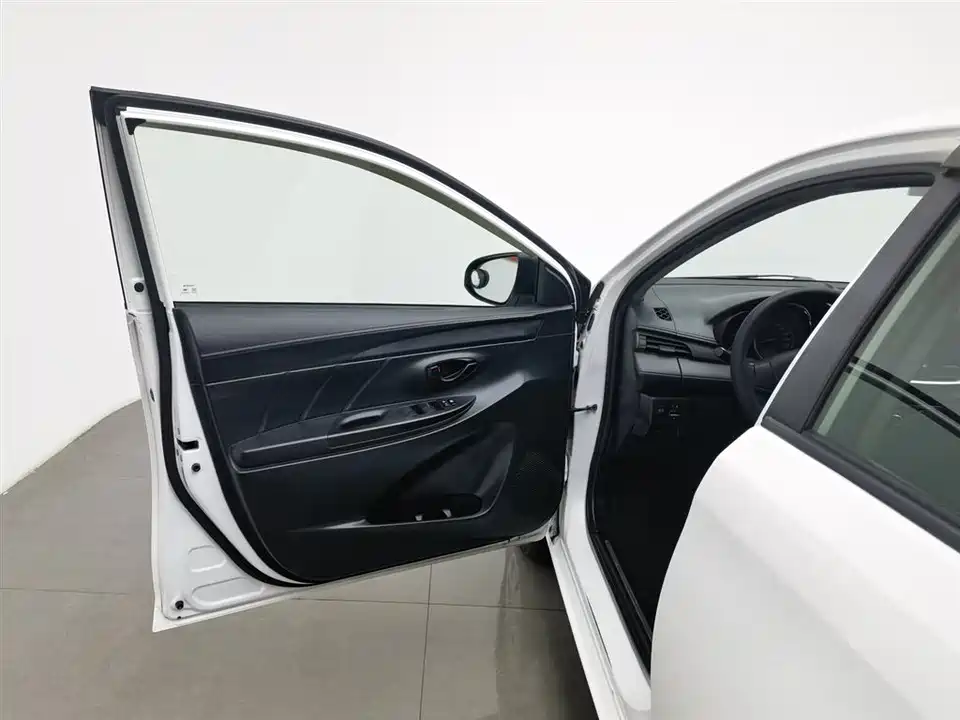 Toyota YARiS L Zhixuan