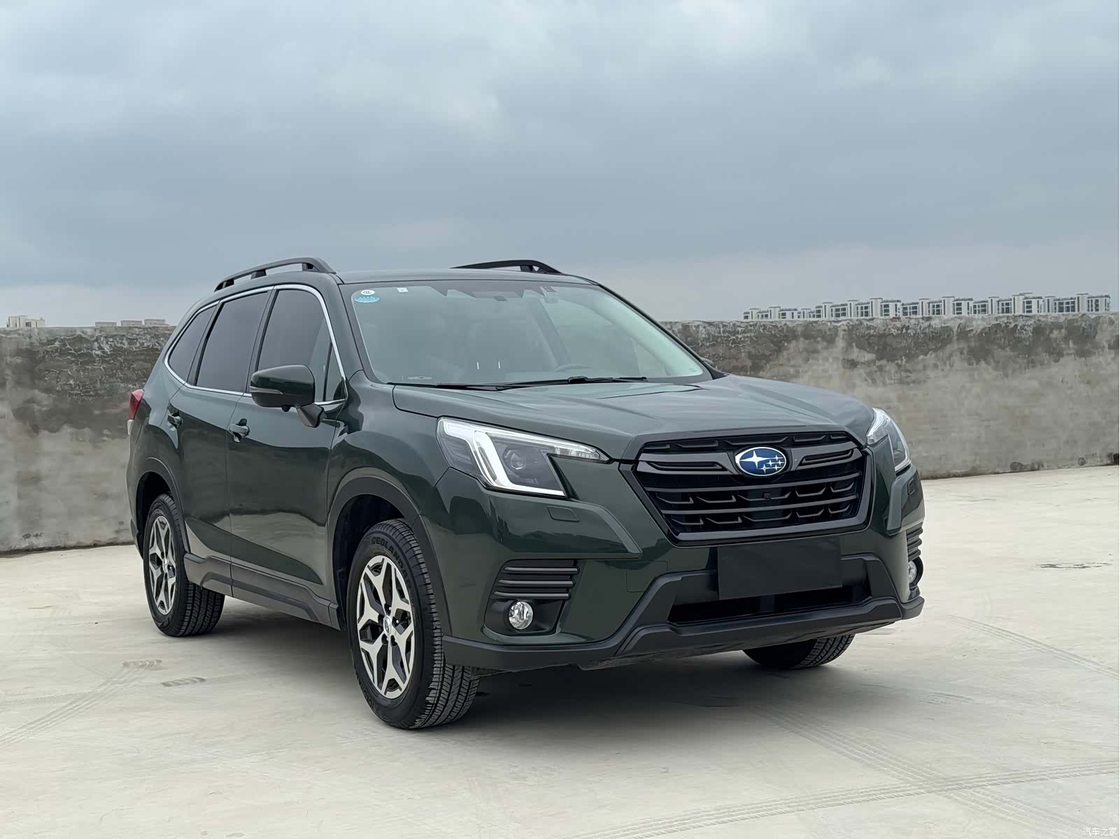 Subaru Forester, 2023 все фото
