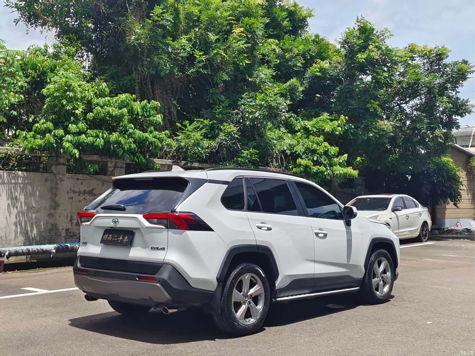 Toyota RAV4, 2022 9