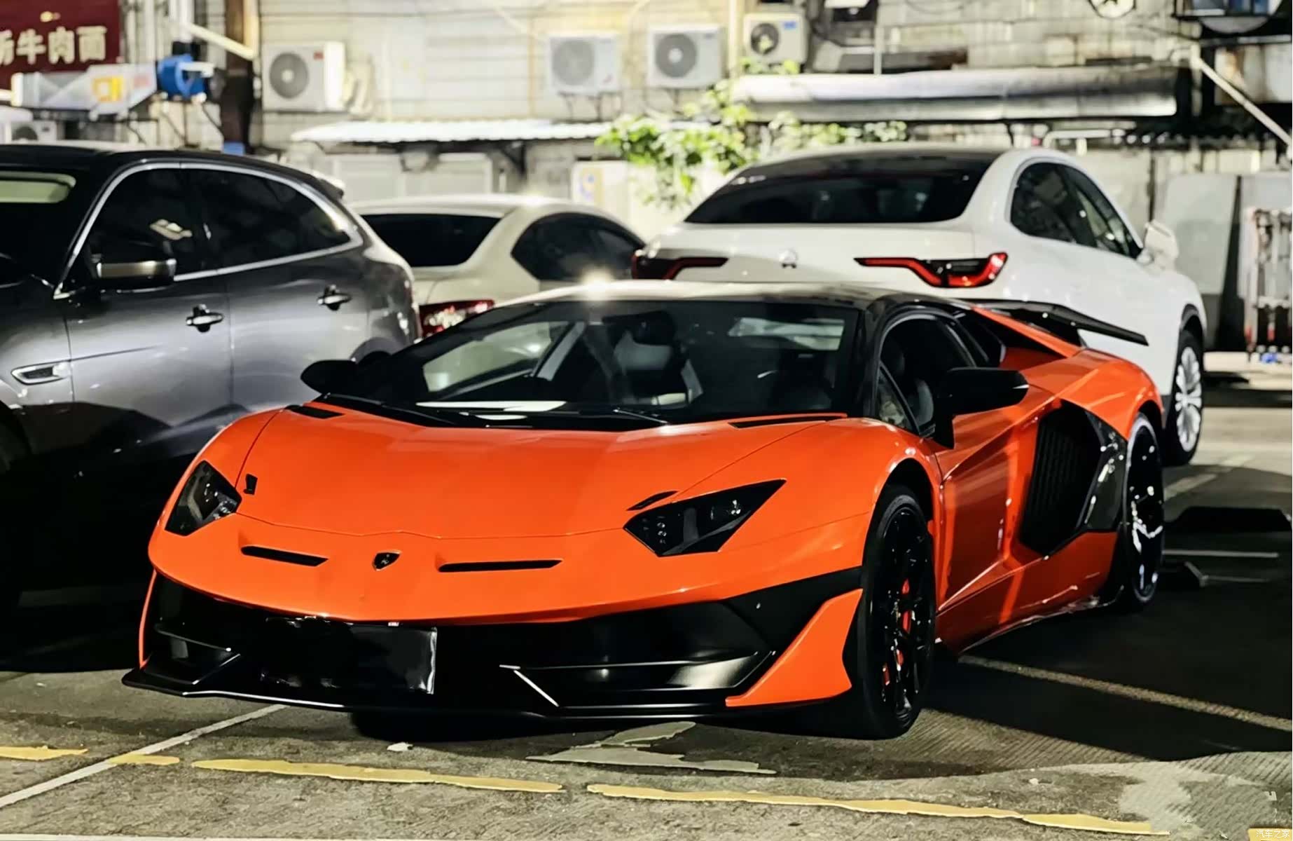 Lamborghini Aventador