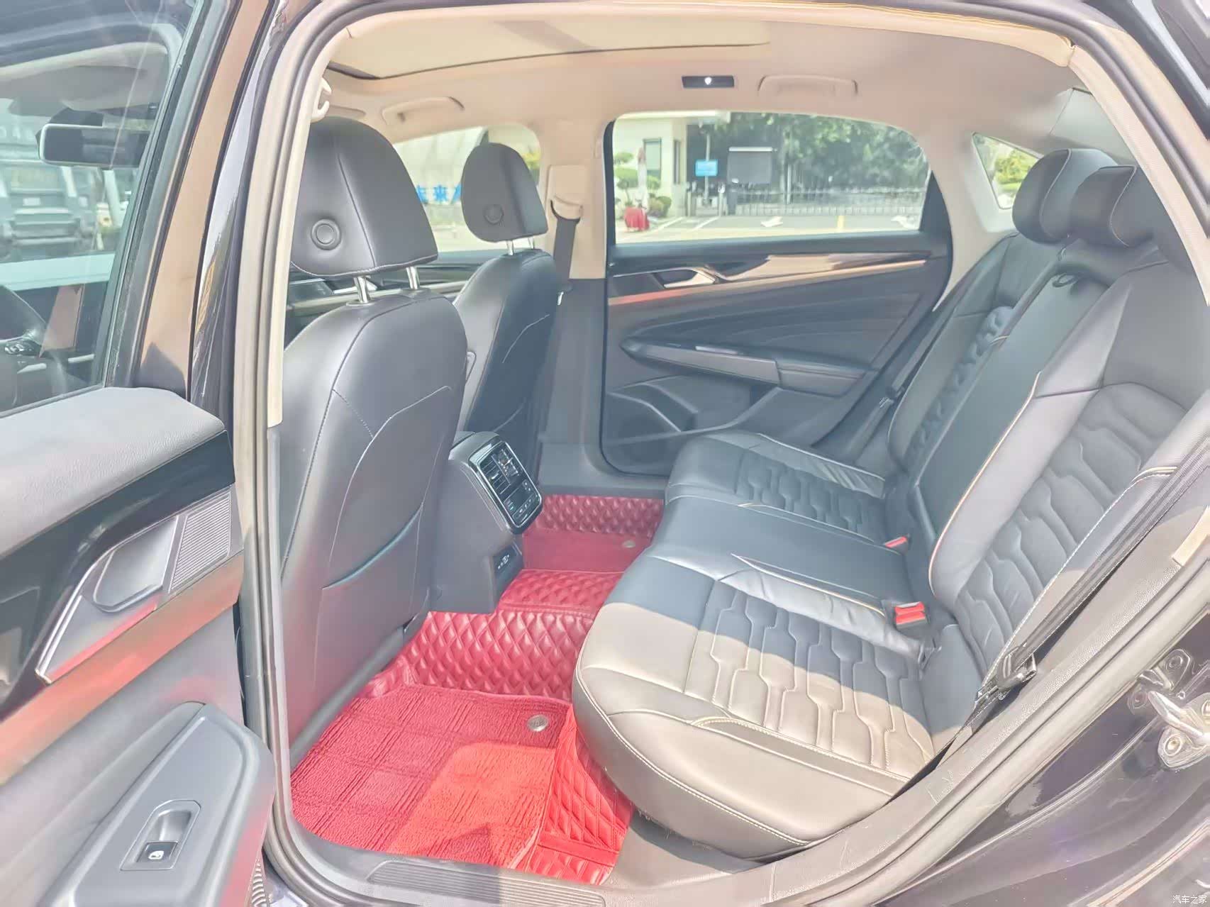 Volkswagen Passat, 2020 6