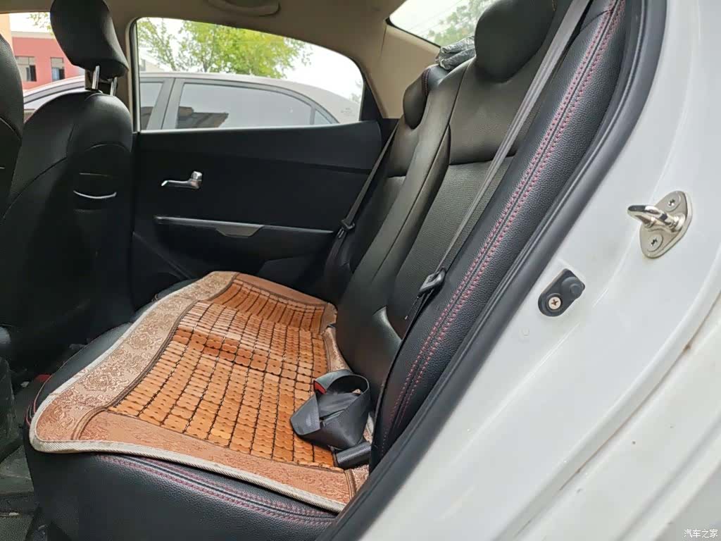 Kia K2, 2015 14