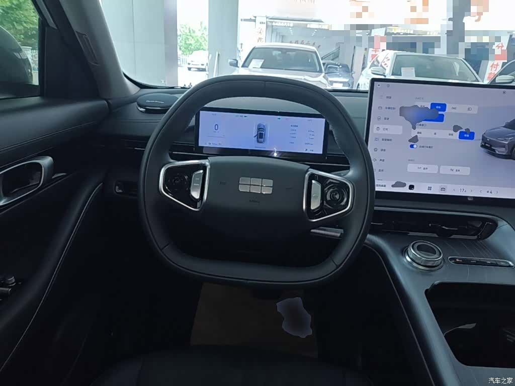 Geely Galaxy E5, 2025 11