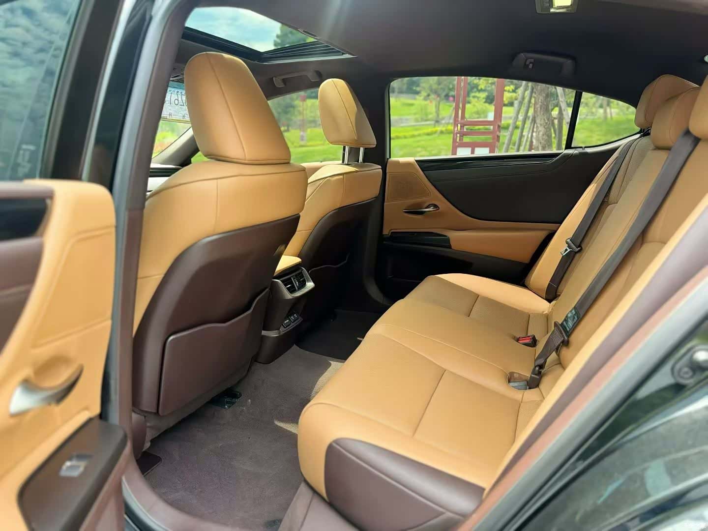 Lexus ES, 2021 6